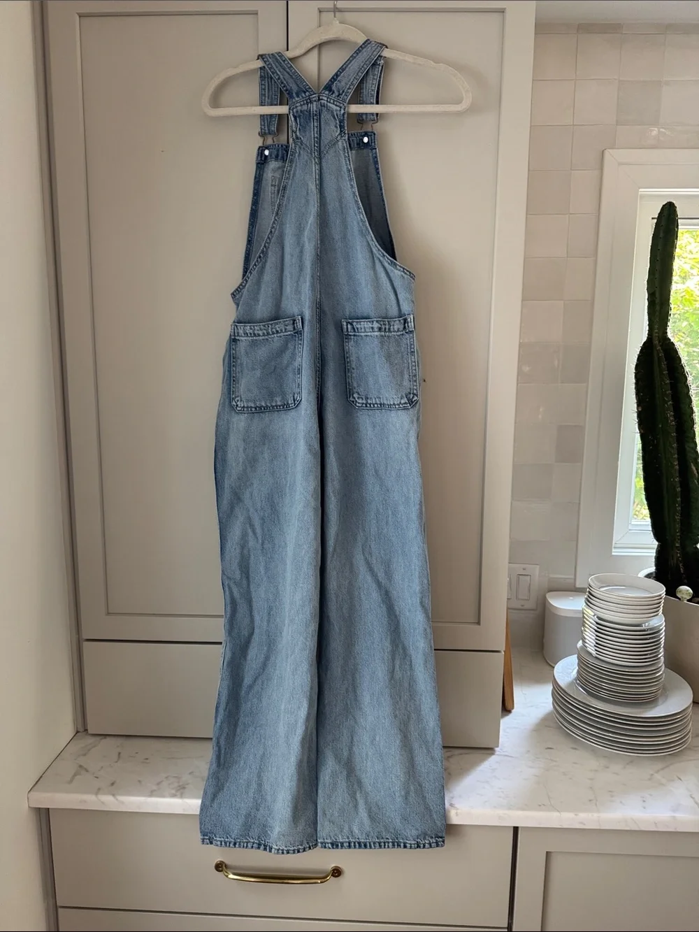 Girls 14-16 GAP Light Wash Denim Overalls in Pale Blue